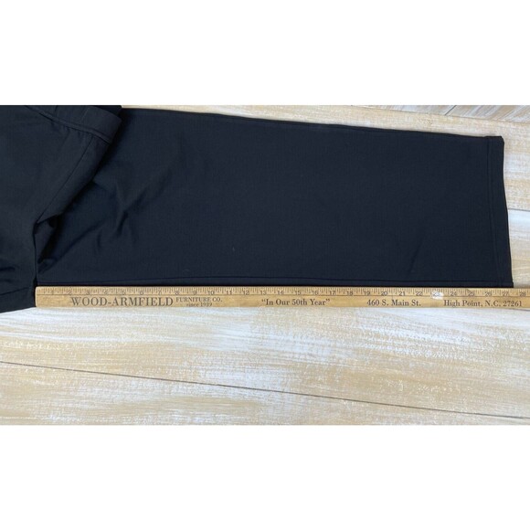 NWT Relaxed by Charter Club Black Yoga Pants Cropped w/pockets Size Petite Large - Picture 8 of 11
